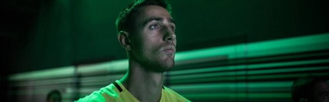 b体育下载-体坛专访德甲门神：673分钟不丢球的秘诀是什么？