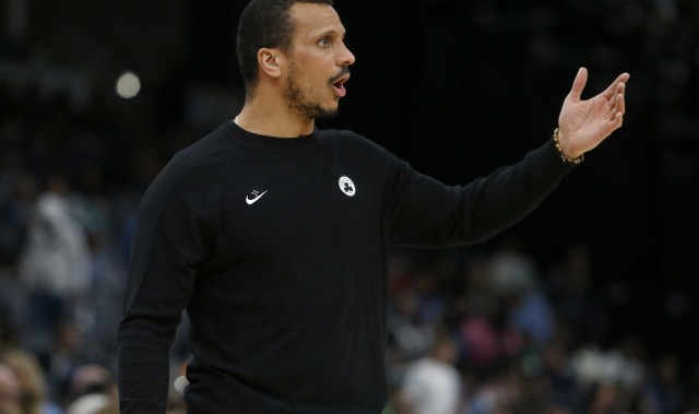 b体育下载-马祖拉：无论谁出场 我们的要求始终不变 今天的标准与前81场一致