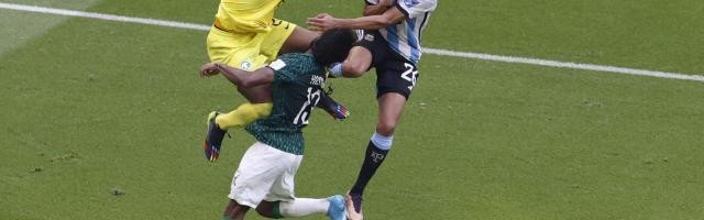 b体育下载-爆冷击败阿根廷代价沉重，沙特两主力告别世界杯