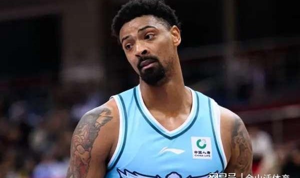 b体育下载-掀翻联盟第4！2名辽粤弃将成功臣，一个6中5砍2双，一个末节12分