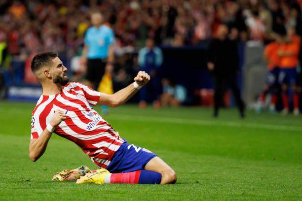 1666832275852056509.jpg 1244246944-612x612.jpg